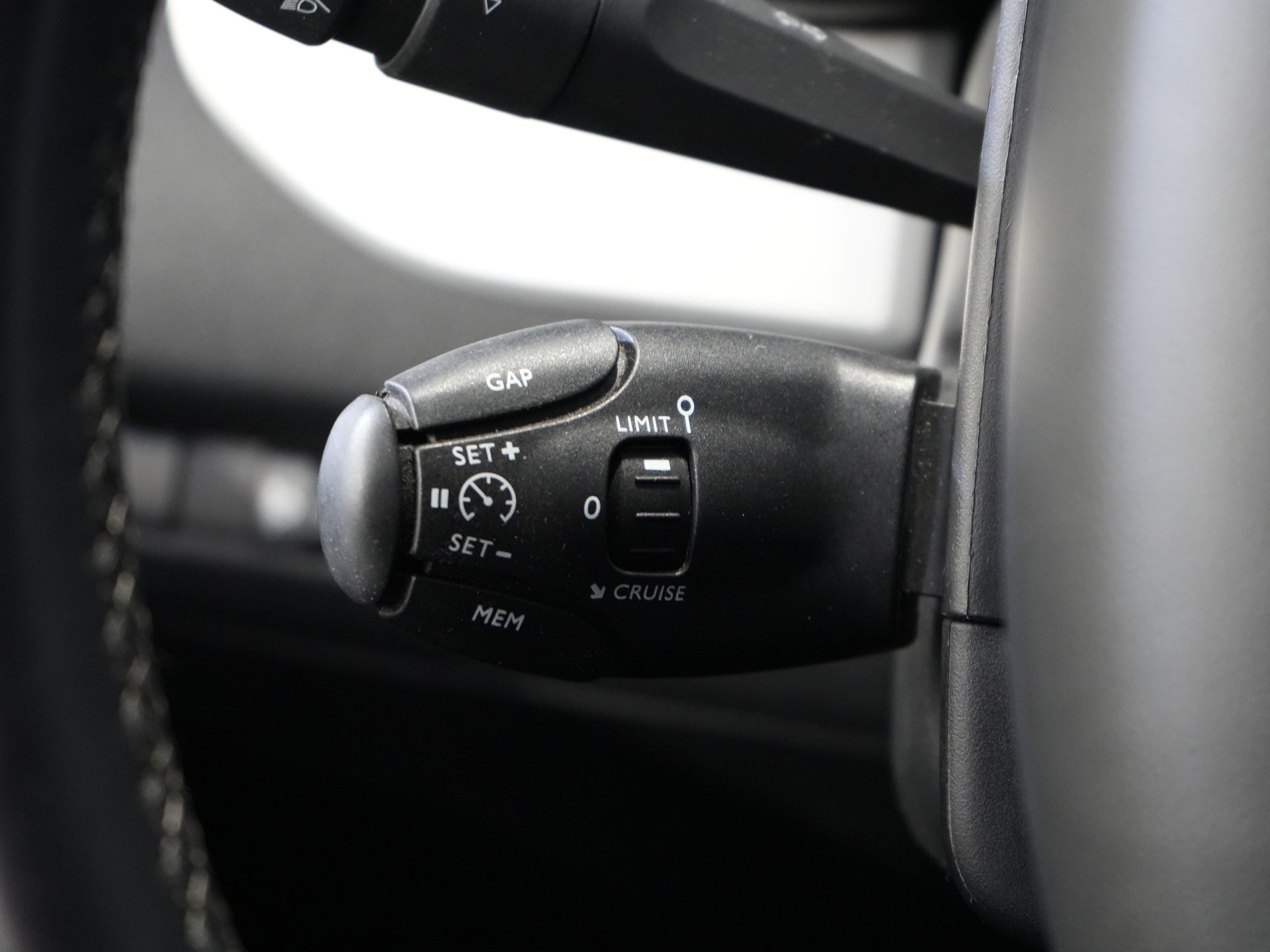 Fiat Scudo Bestelbus 2.0 MJ 145 pk L3 BPM VRIJ! Adapt.Cruise/ Climate/ Keyless/ Carplay/ Camera/ PDC