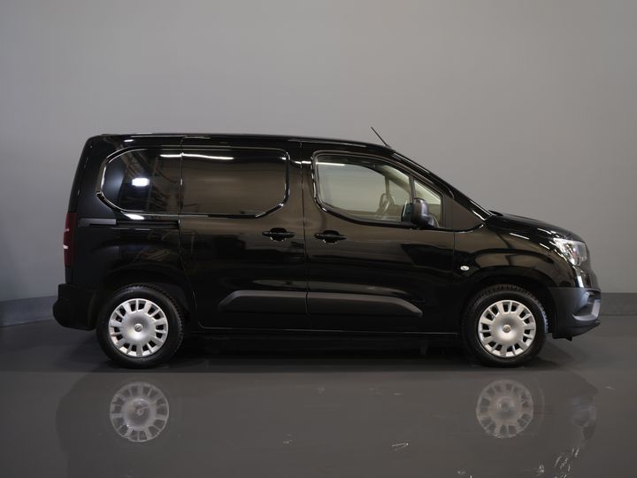 Opel Combo Bestelbus 1.5D 130 pk Aut. NL Auto/ Stuurverw./ Carplay/ Camera/ Cruise/ Airco