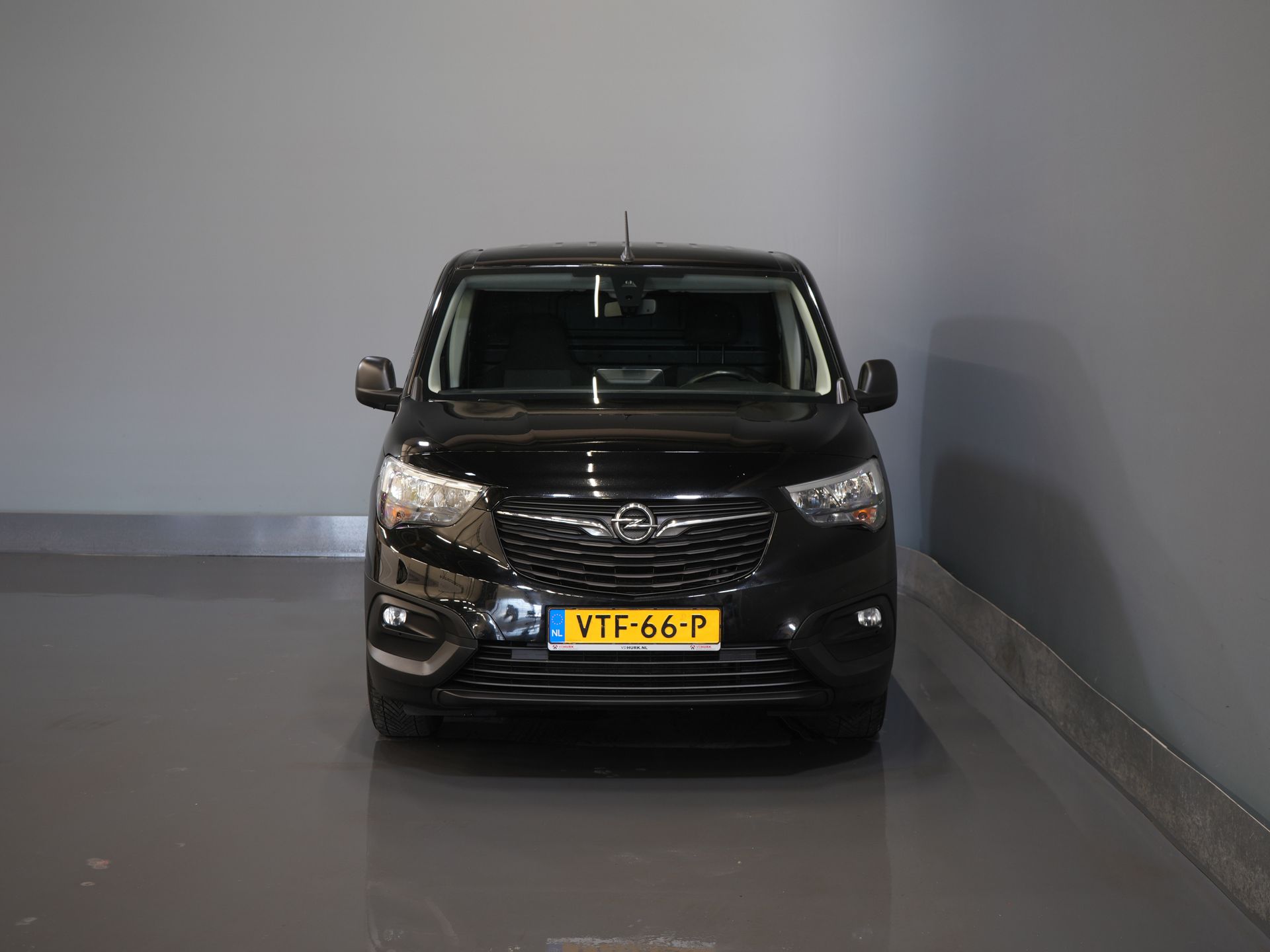 Opel Combo Bestelbus 1.5D 130 pk Aut. NL Auto/ Stuurverw./ Carplay/ Camera/ Cruise/ Airco