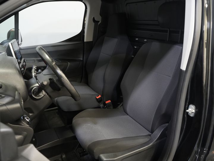 Opel Combo Bestelbus 1.5D 130 pk Aut. NL Auto/ Stuurverw./ Carplay/ Camera/ Cruise/ Airco