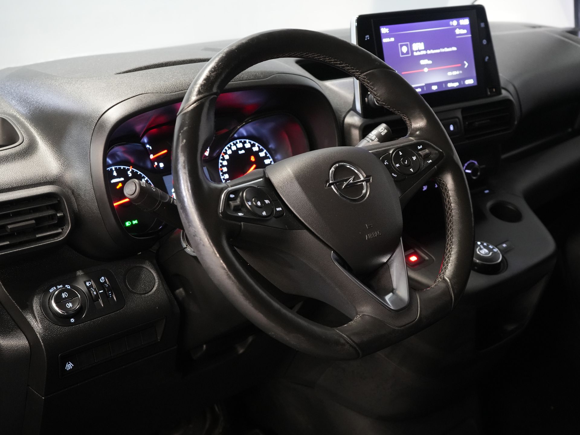 Opel Combo Bestelbus 1.5D 130 pk Aut. NL Auto/ Stuurverw./ Carplay/ Camera/ Cruise/ Airco