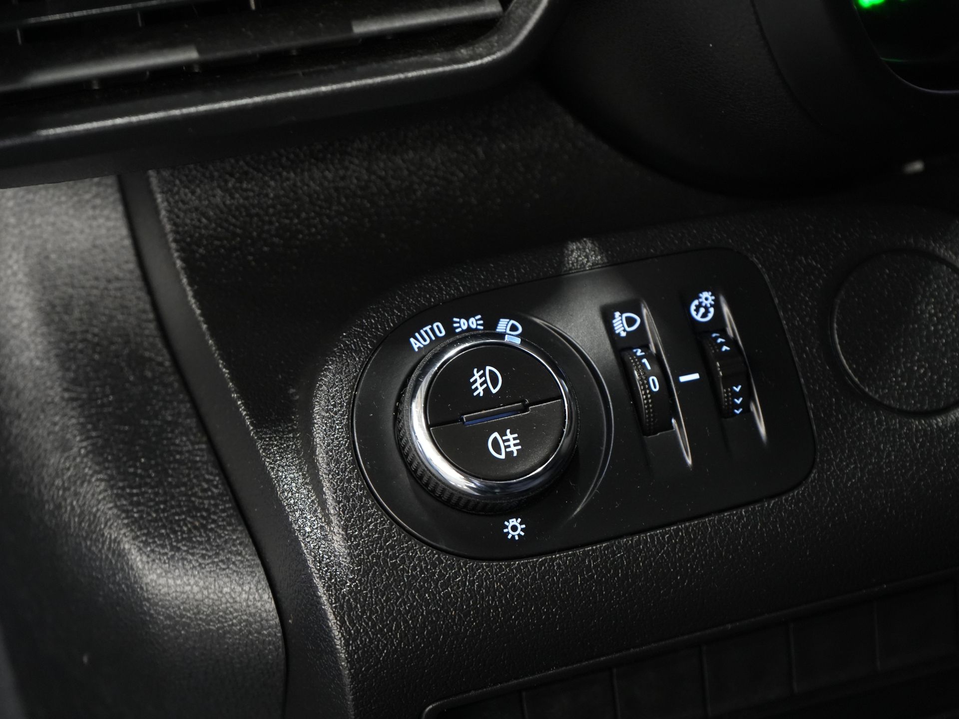 Opel Combo Bestelbus 1.5D 130 pk Aut. NL Auto/ Stuurverw./ Carplay/ Camera/ Cruise/ Airco