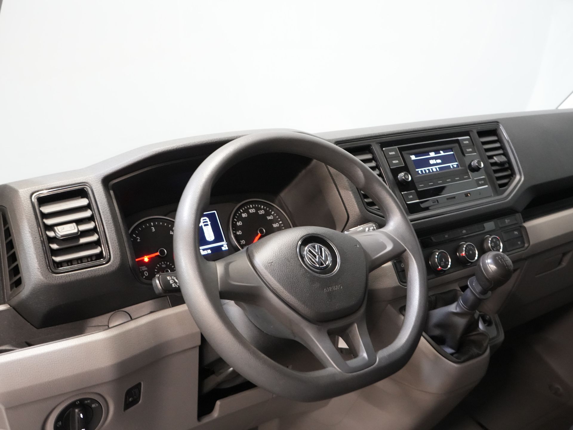 Volkswagen Crafter Bestelbus 35 2.0 TDI L3H2 (DEMO) Airco/ PDC/ Bluetooth/ Betimmering