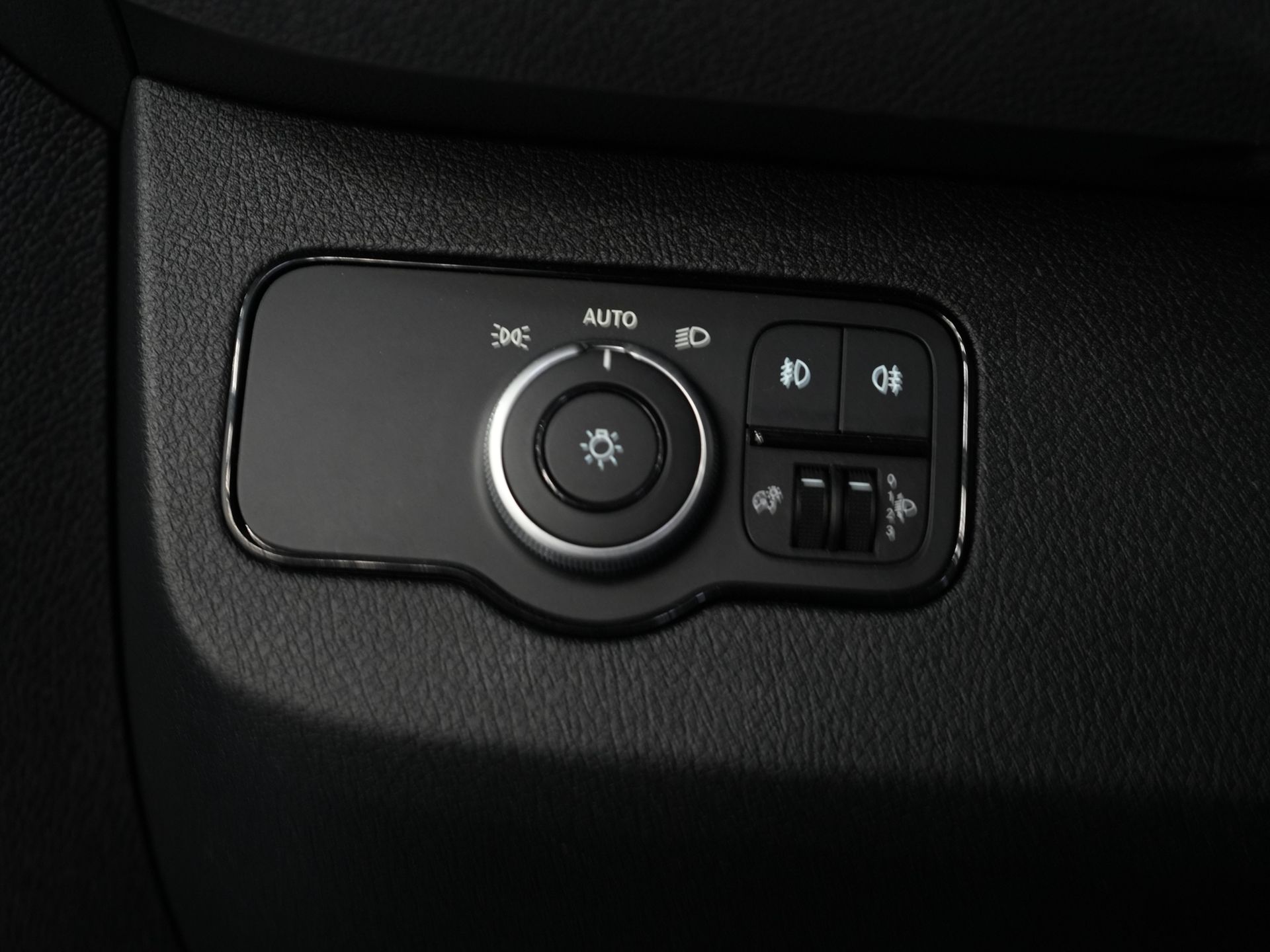 Mercedes-Benz Sprinter Van 317 CDI Aut. L2H2 BPM GRATIS! Sedile elettrico/ 270 porte/ Riscaldamento sedili/ Navi/ Telecamera/ Crociera/ DAB