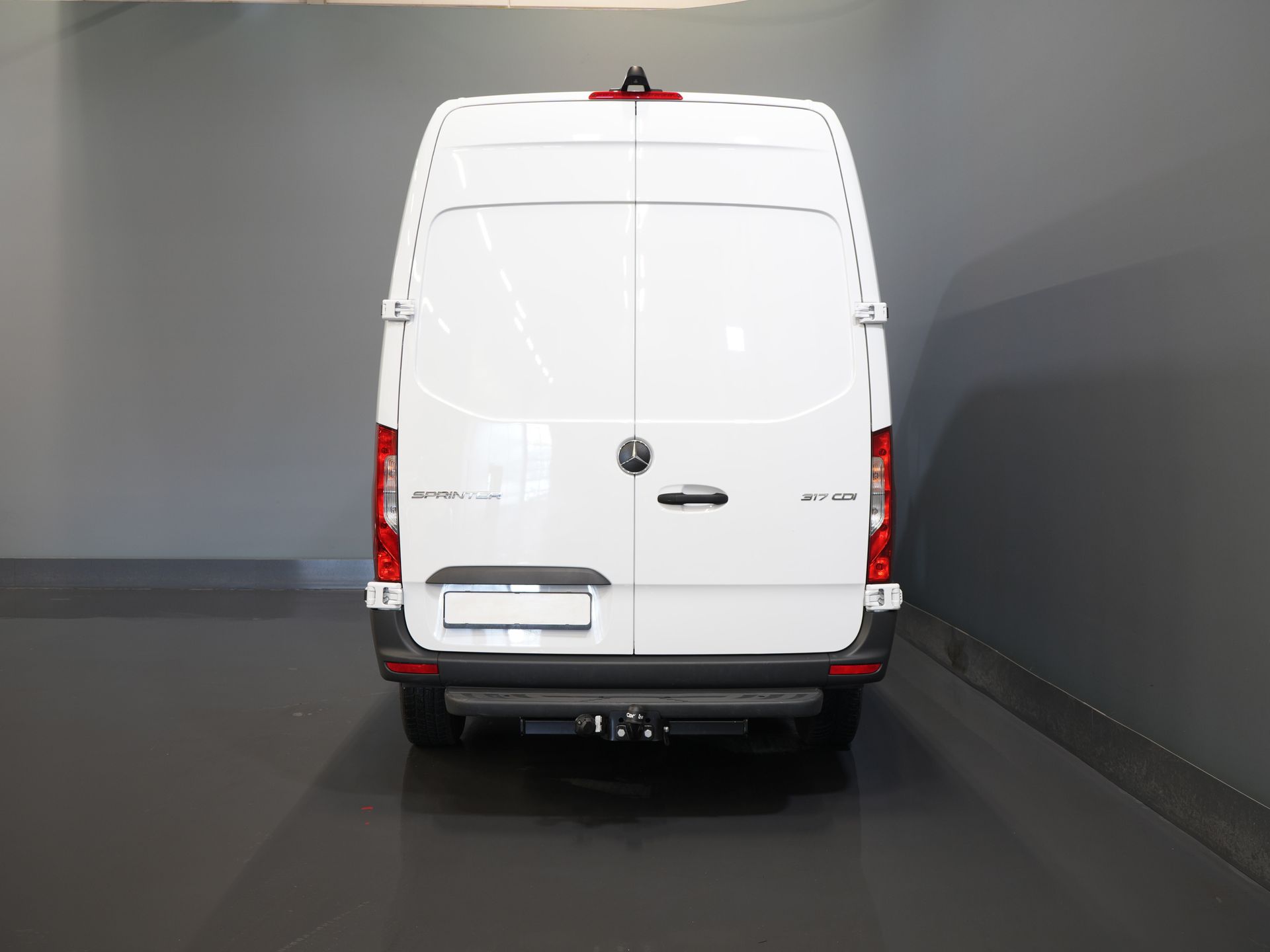 Mercedes-Benz Sprinter Van 317 CDI Aut. L2H2 BPM GRATIS! Sedile elettrico/ 270 porte/ Riscaldamento sedili/ Navi/ Telecamera/ Crociera/ DAB