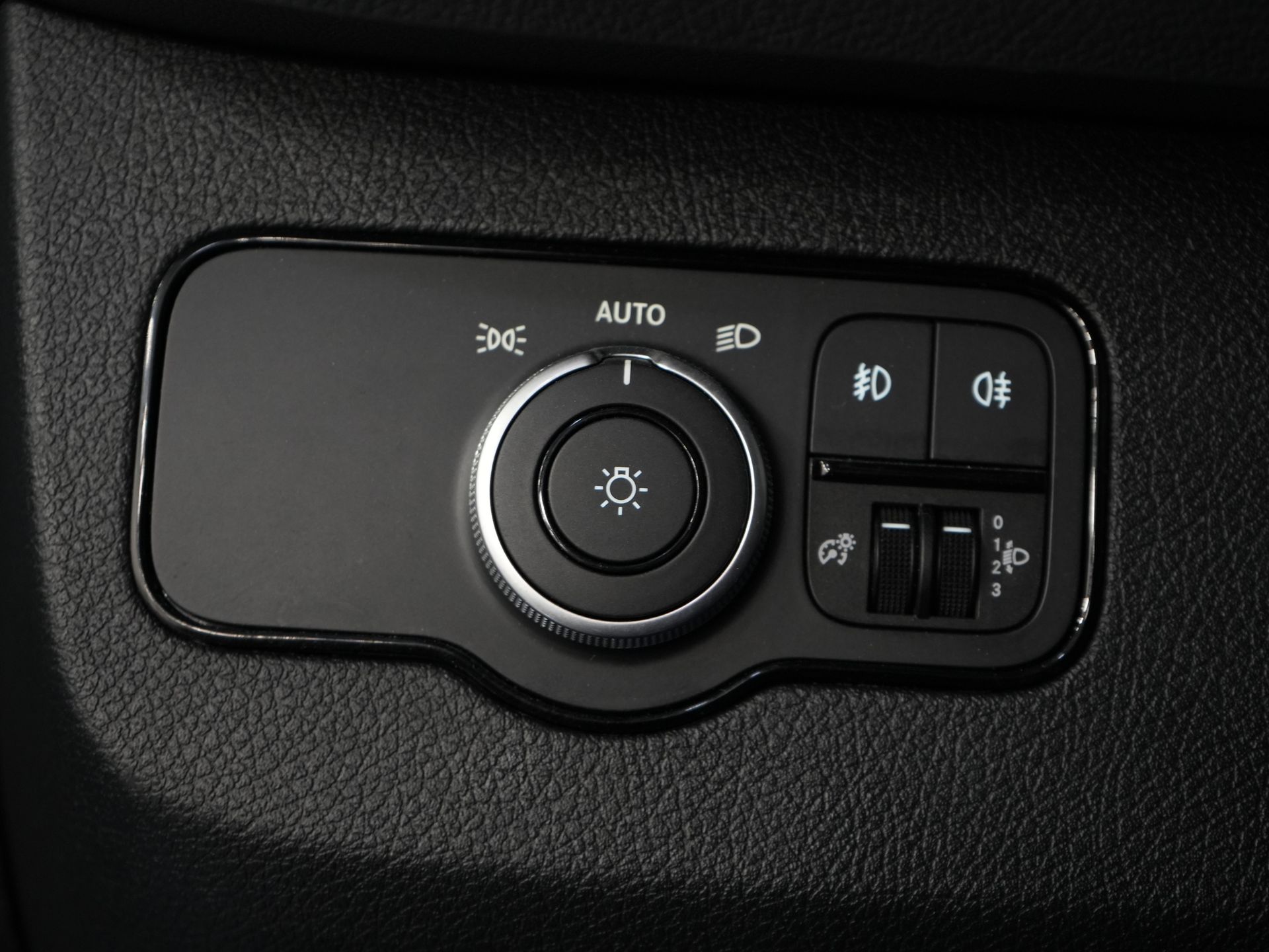 Mercedes-Benz Sprinter Van 317 CDI Aut. L2H2 BPM GRATIS! Sedile elettrico/ 270 porte/ Riscaldamento sedili/ Navi/ Telecamera/ Crociera/ DAB