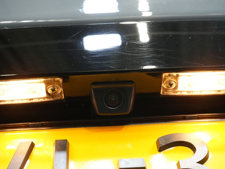 Volkswagen Transporter Furgon T6.1 2.0 TDI 150 KM DSG Aut. L2 DC Podwójna kabina 6 os./ LED/ Skóra/ Bilstein/ Alpine/ 20'' LMV/ Glasslook/ Alarm III/ Carplay/