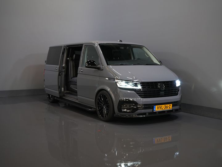 Volkswagen Transporter Furgon T6.1 2.0 TDI 150 KM DSG Aut. L2 DC Podwójna kabina 6 os./ LED/ Skóra/ Bilstein/ Alpine/ 20'' LMV/ Glasslook/ Alarm III/ Carplay/