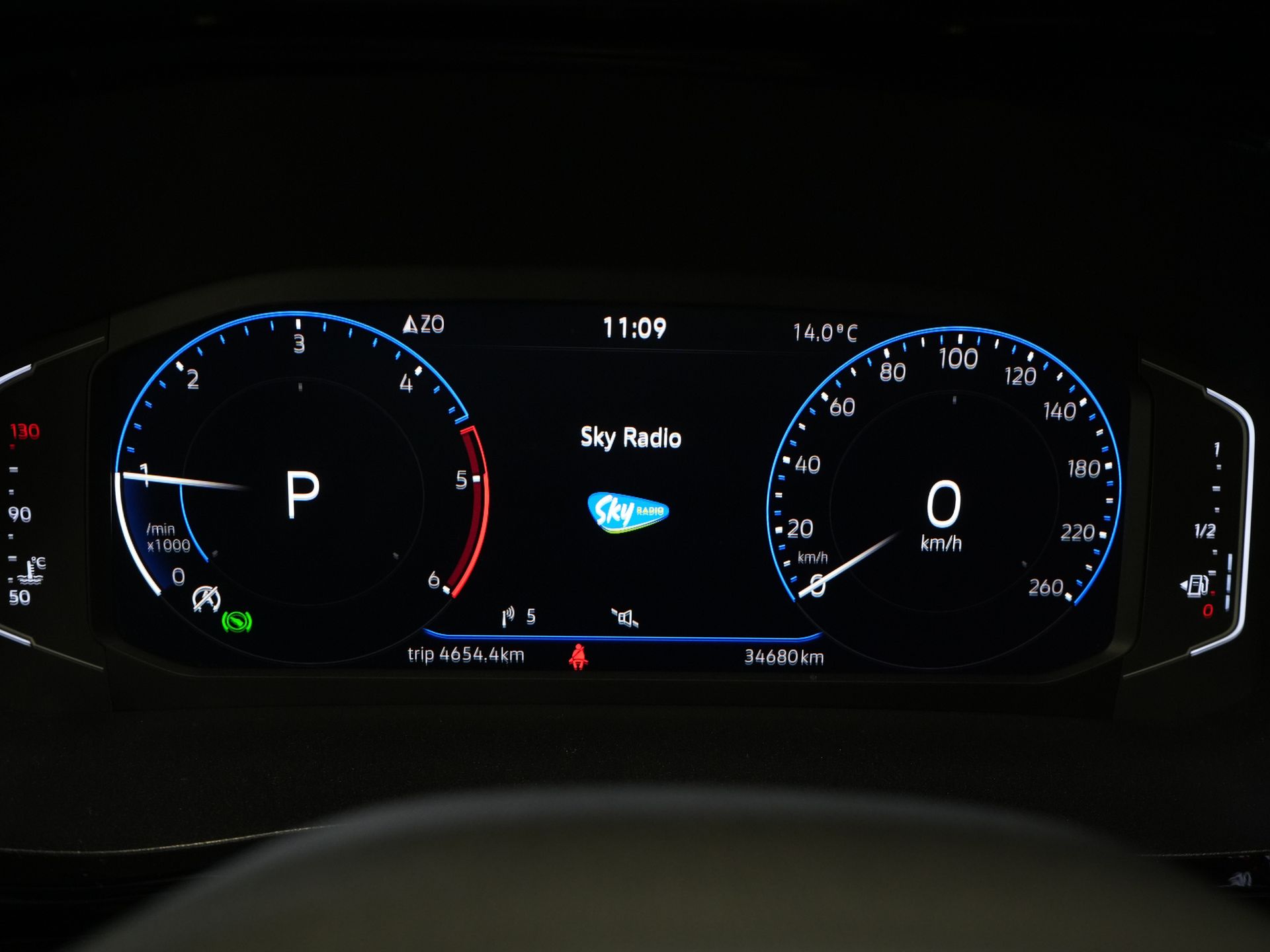 Volkswagen Transporter Furgon T6.1 2.0 TDI 150 KM DSG Aut. L2 DC Podwójna kabina 6 os./ LED/ Skóra/ Bilstein/ Alpine/ 20'' LMV/ Glasslook/ Alarm III/ Carplay/