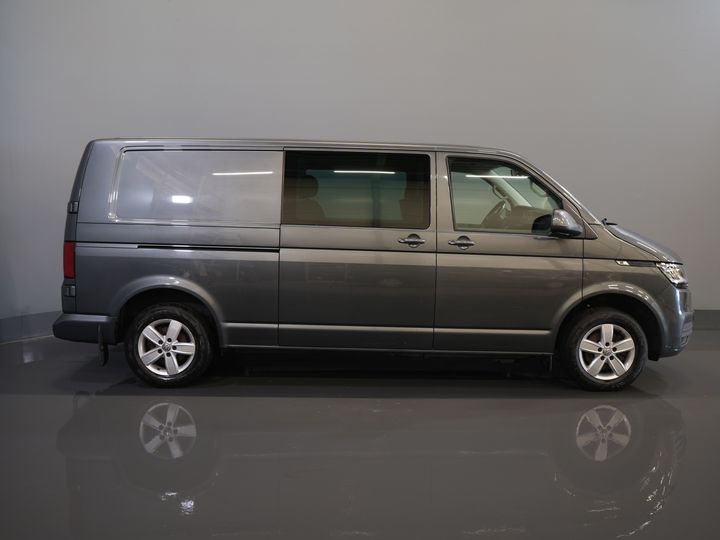 Volkswagen Transporter Van 2.0 TDI 150 к.с. DSG Aut. L2 DC Double Cab LED/ Adapt.Cruise/ Підігрів підставки/ Підігрів сидінь/ Carplay/ Камера/ PDC/ LMV/ Фаркоп/ Air