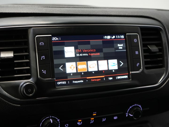 Citroën Jumpy Van 1.5 HDI 100 hp L2 BPM FREE! NL Car/ Navi/ Carplay/ Camera/ PDC/ LMV/ Cruise/ Airco