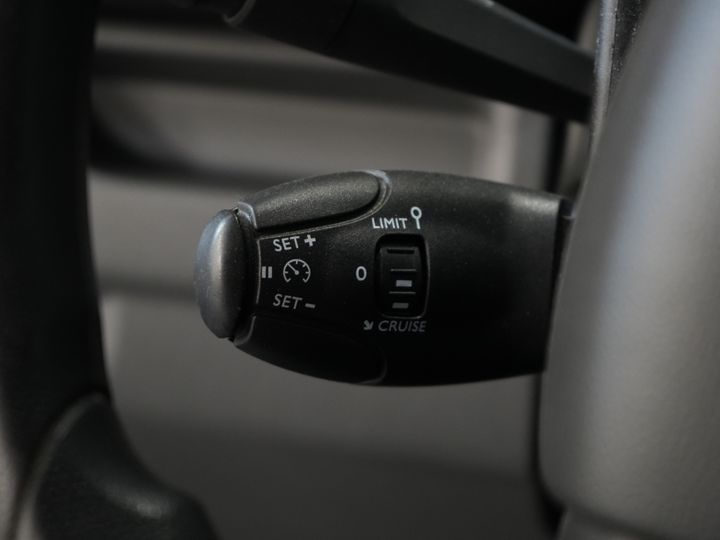 Citroën Jumpy Van 1.5 HDI 100 hp L2 BPM FREE! NL Car/ Navi/ Carplay/ Camera/ PDC/ LMV/ Cruise/ Airco