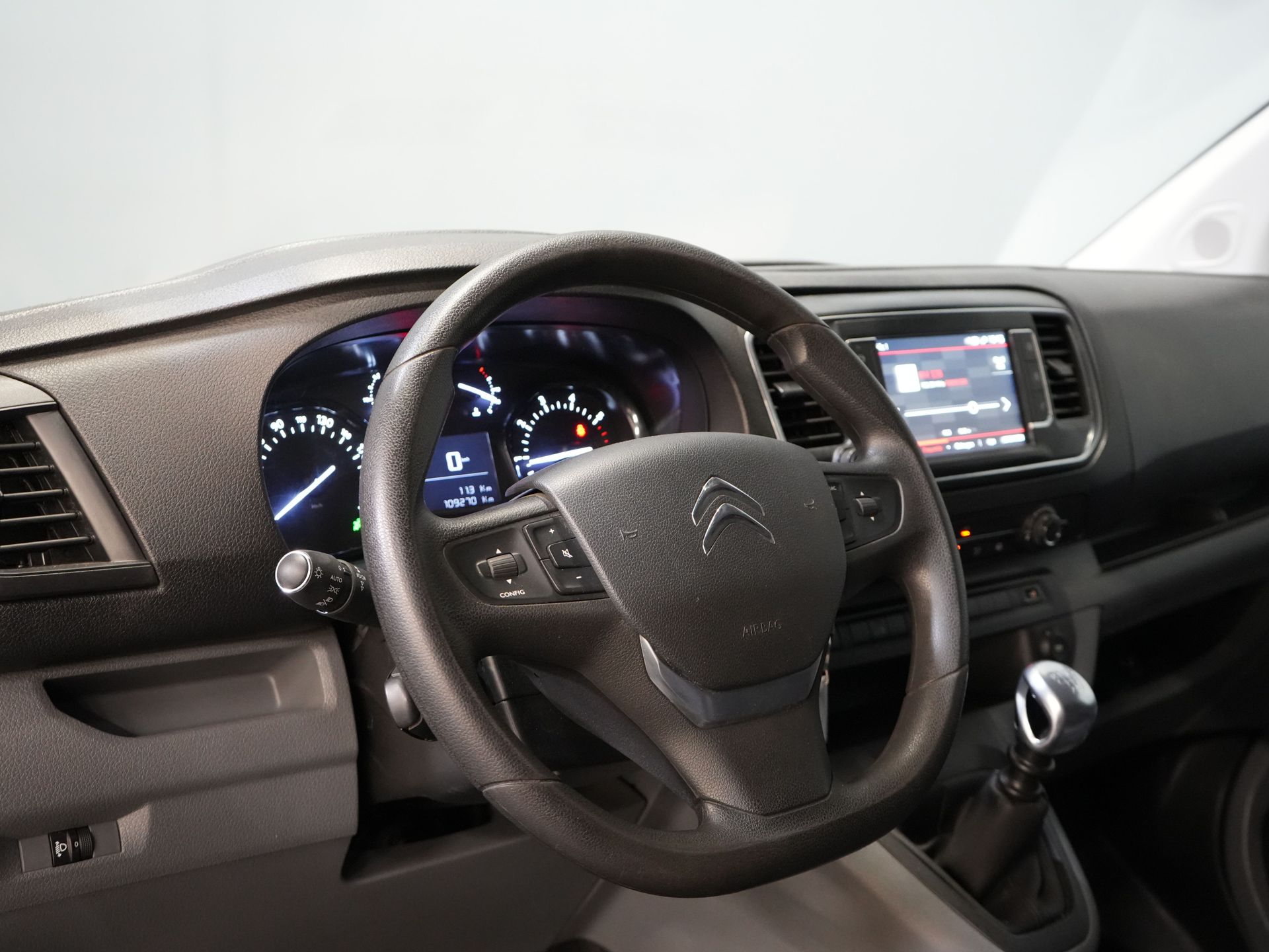 Citroën Jumpy Van 1.5 HDI 100 hp L2 BPM FREE! NL Car/ Navi/ Carplay/ Camera/ PDC/ LMV/ Cruise/ Airco
