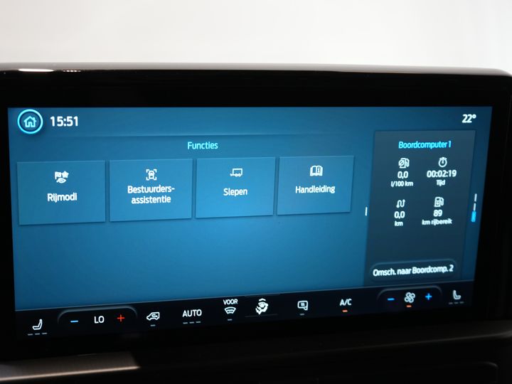 Ford Transit Custom Bestelbus 2.0 TDCI 150 pk L2 Limited BPM VRIJ! (DEMO) Garantie tot 9-29'/ LED/ 2x Schuifdeur/ Stoelverw./ Carplay/ Camera/ PDC/ LMV/ Cruis