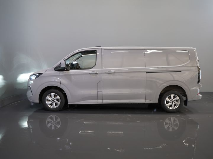 Ford Transit Custom Bestelbus 2.0 TDCI 150 pk L2 Limited BPM VRIJ! (DEMO) Garantie tot 9-29'/ LED/ 2x Schuifdeur/ Stoelverw./ Carplay/ Camera/ PDC/ LMV/ Cruis