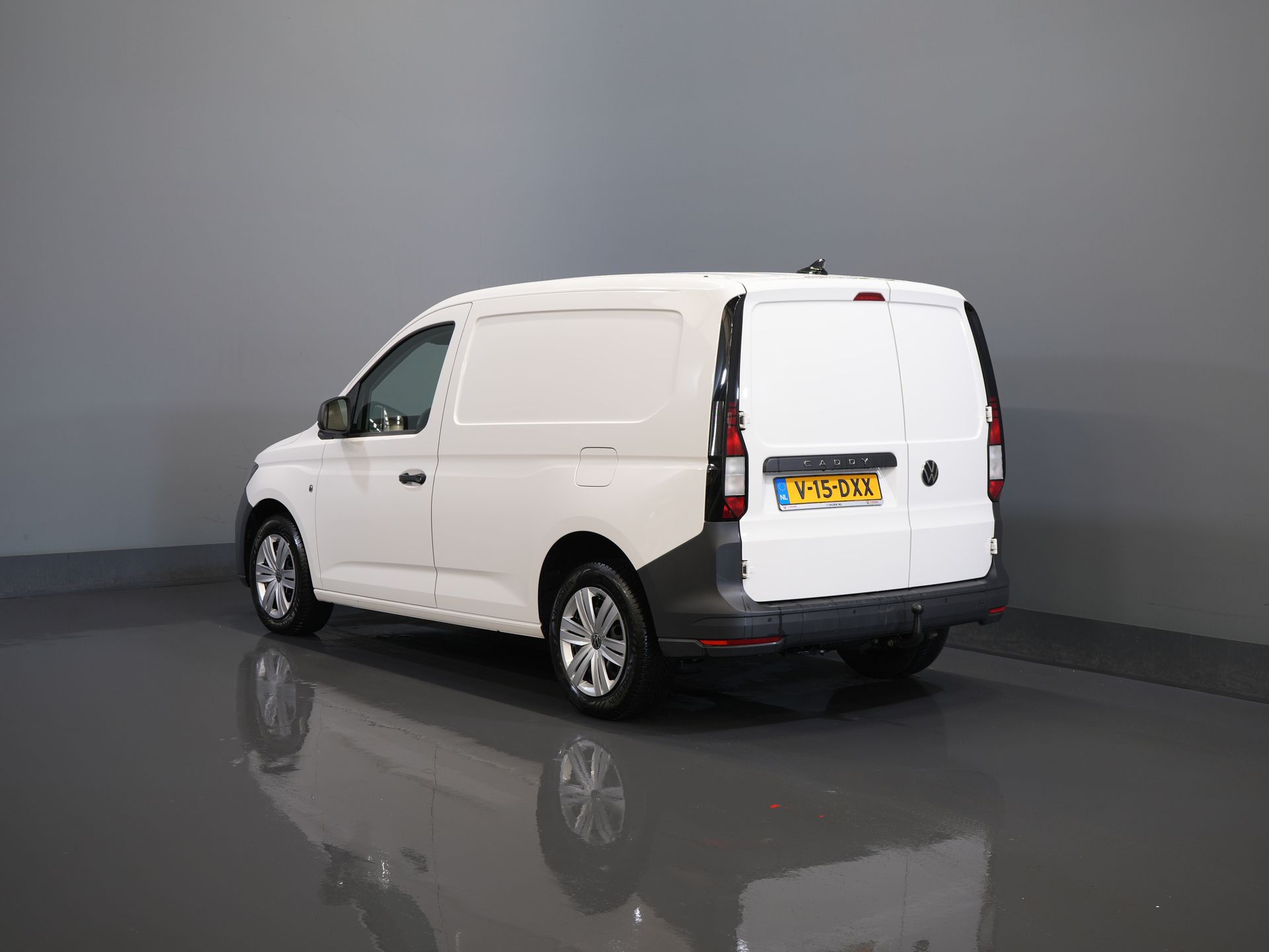 Volkswagen Caddy Cargo Bestelbus 2.0 TDI BPM VRIJ! NL Auto/ Carplay/ Cruise/ Airco/ PDC/ Trekhaak