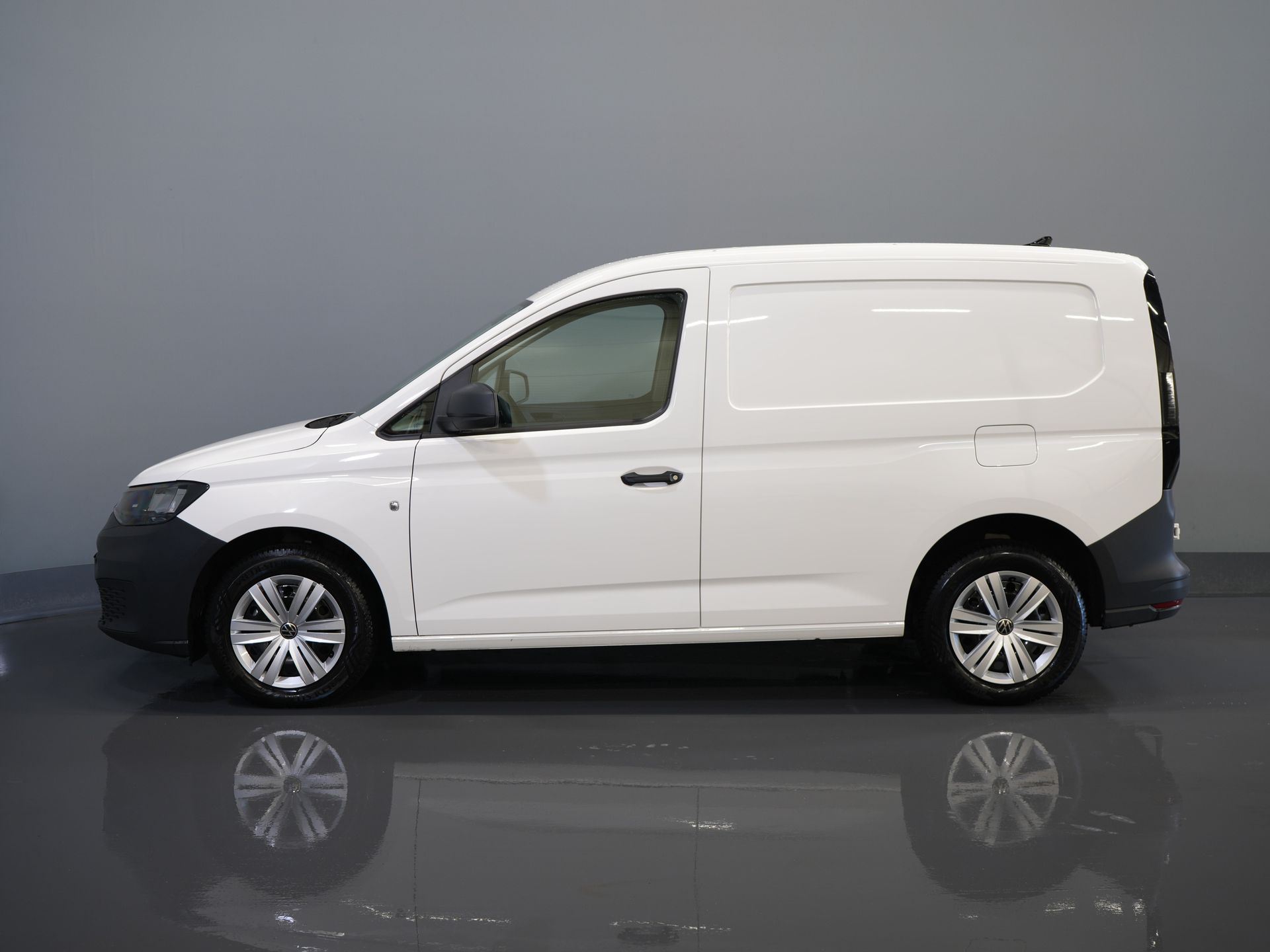 Volkswagen Caddy Cargo Bestelbus 2.0 TDI BPM VRIJ! NL Auto/ Carplay/ Cruise/ Airco/ PDC/ Trekhaak