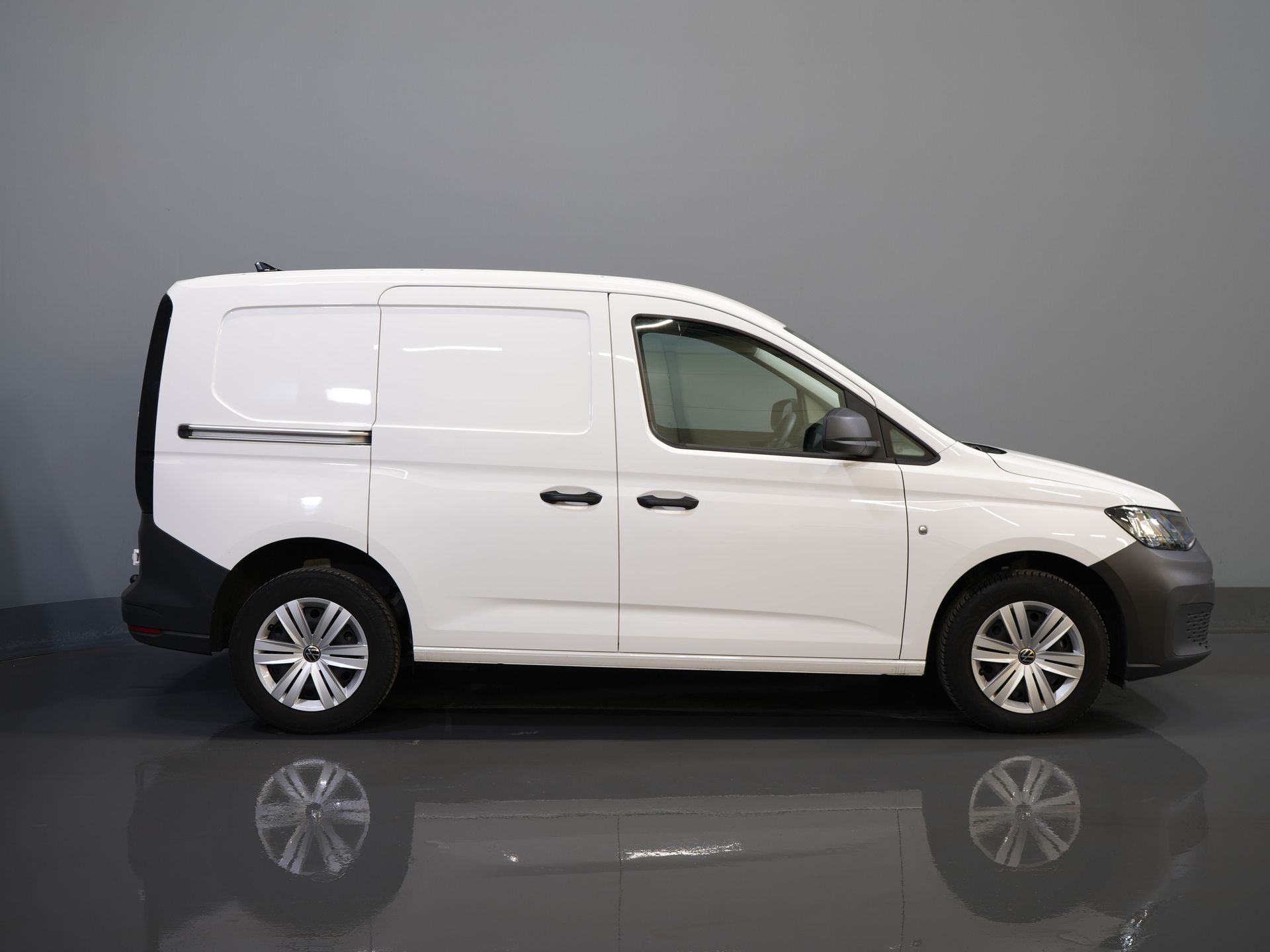 Volkswagen Caddy Cargo Van 2.0 TDI BPM GRATUIT ! NL Car/ Carplay/ Cruise/ Airco/ PDC/ Towbar