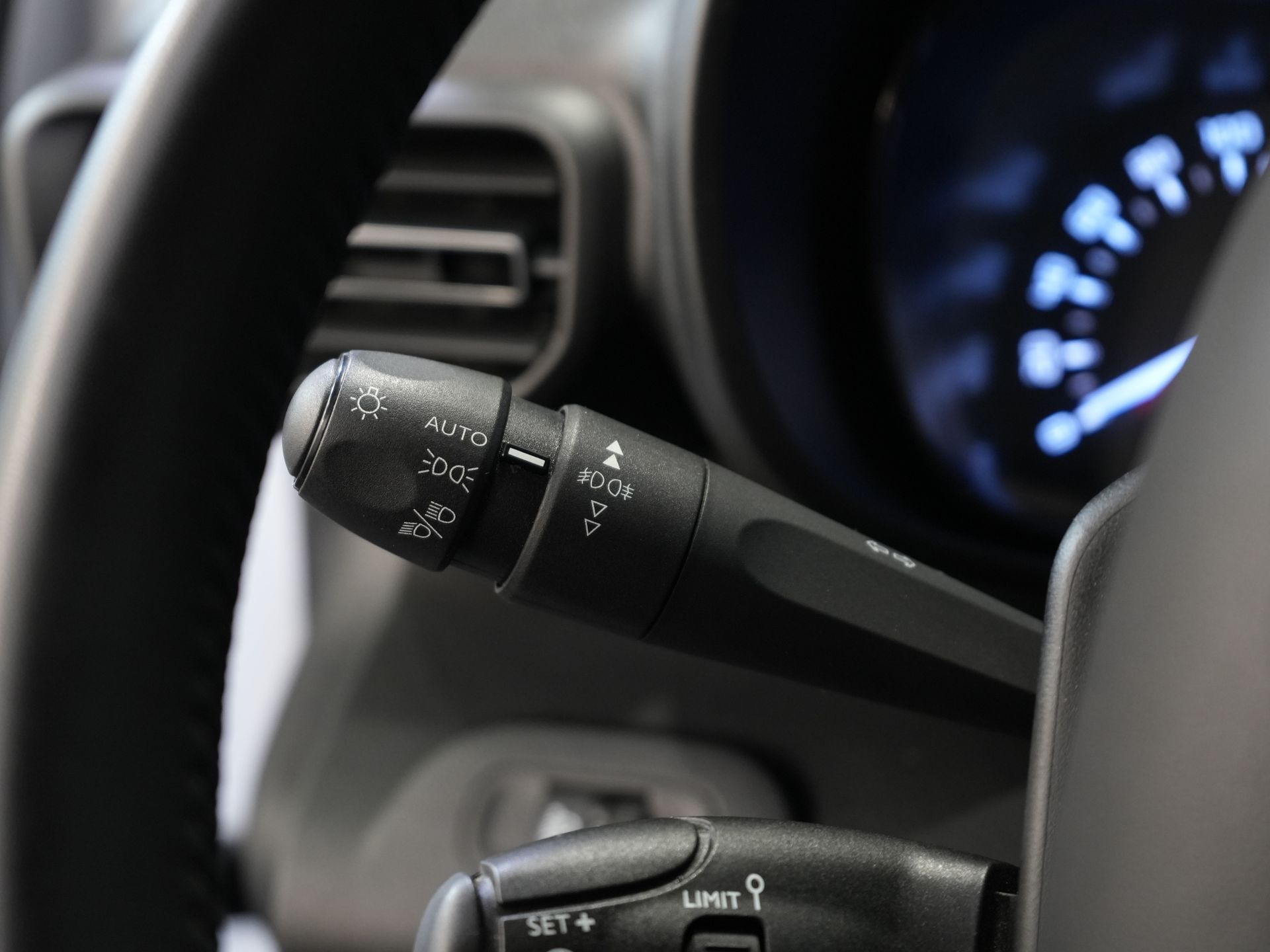 Fiat Doblò Van 1.5 HDi 100 к.с. 3 чол./ CarPlay/ Seatverw./ Камера/ PDC/ Cruise/ Airco