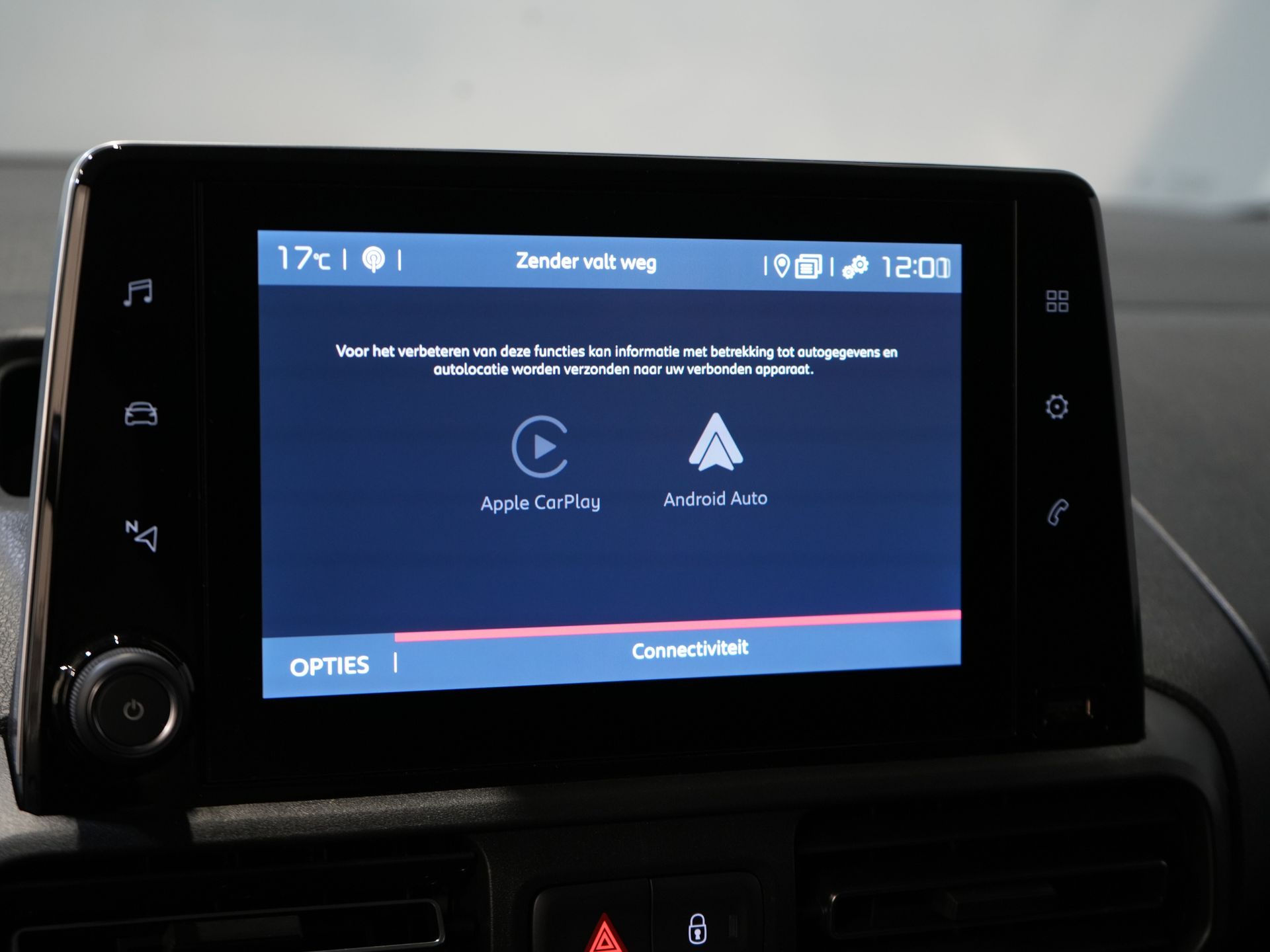 Fiat Doblò Bestelbus 1.5 HDi 100 pk 3 Pers./ CarPlay/ Stoelverw./ Camera/ PDC/ Cruise/ Airco