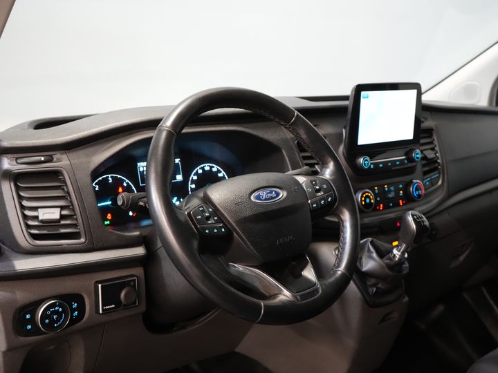 Ford Transit Custom Furgon 2.0 TDCI 130 KM BEZ PODATKU BPM! Sortimo/ Ogrzewanie postojowe/ Podgrzewane fotele/ Carplay/ Kamera/ Nawigacja/ Tempomat