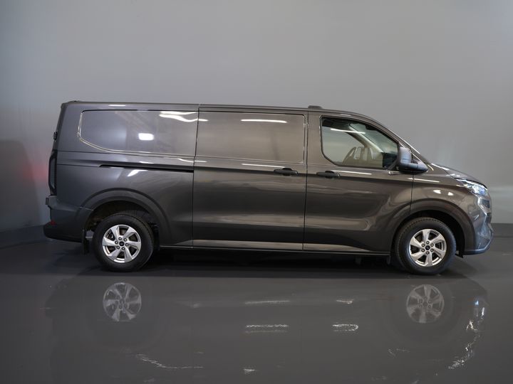 Ford Transit Custom Bestelbus 320 2.0 TDCI 136 pk Aut. L2 Trend BPM VRIJ! Garantie 3-28'/ LED/ Adapt.Cruise/ 2.7t Trekverm./ Carplay/ Camera/ Trekhaak