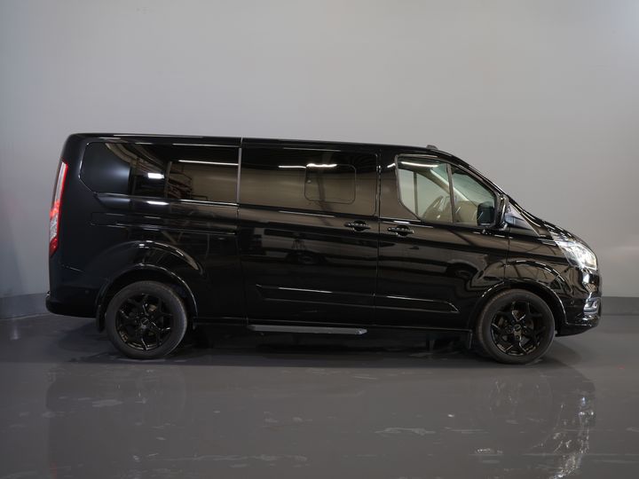 Ford Transit Custom Van 2.0 TDCI 130 к.с. Aut. L2 Trend BPM БЕЗКОШТОВНО! DC Double Cab 2x Розсувні двері / Шкіра / Elek.Seat / Решітка радіатора / Підігрів сидінь / Навігатор / Carpla