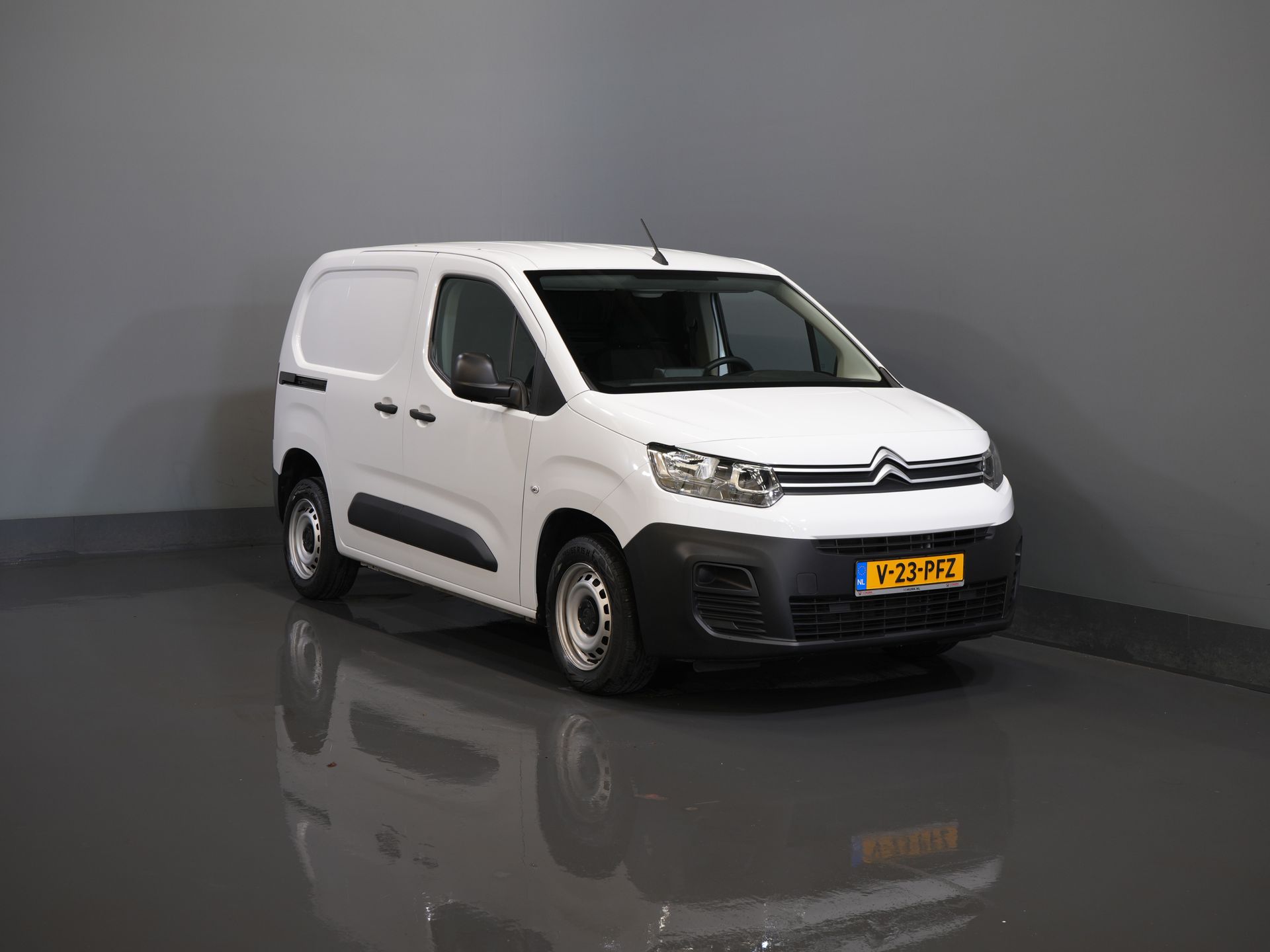 Citroën Berlingo Van 1.2 PureTech 110 к.с. BENZINE Airco/ Cruise/ DAB