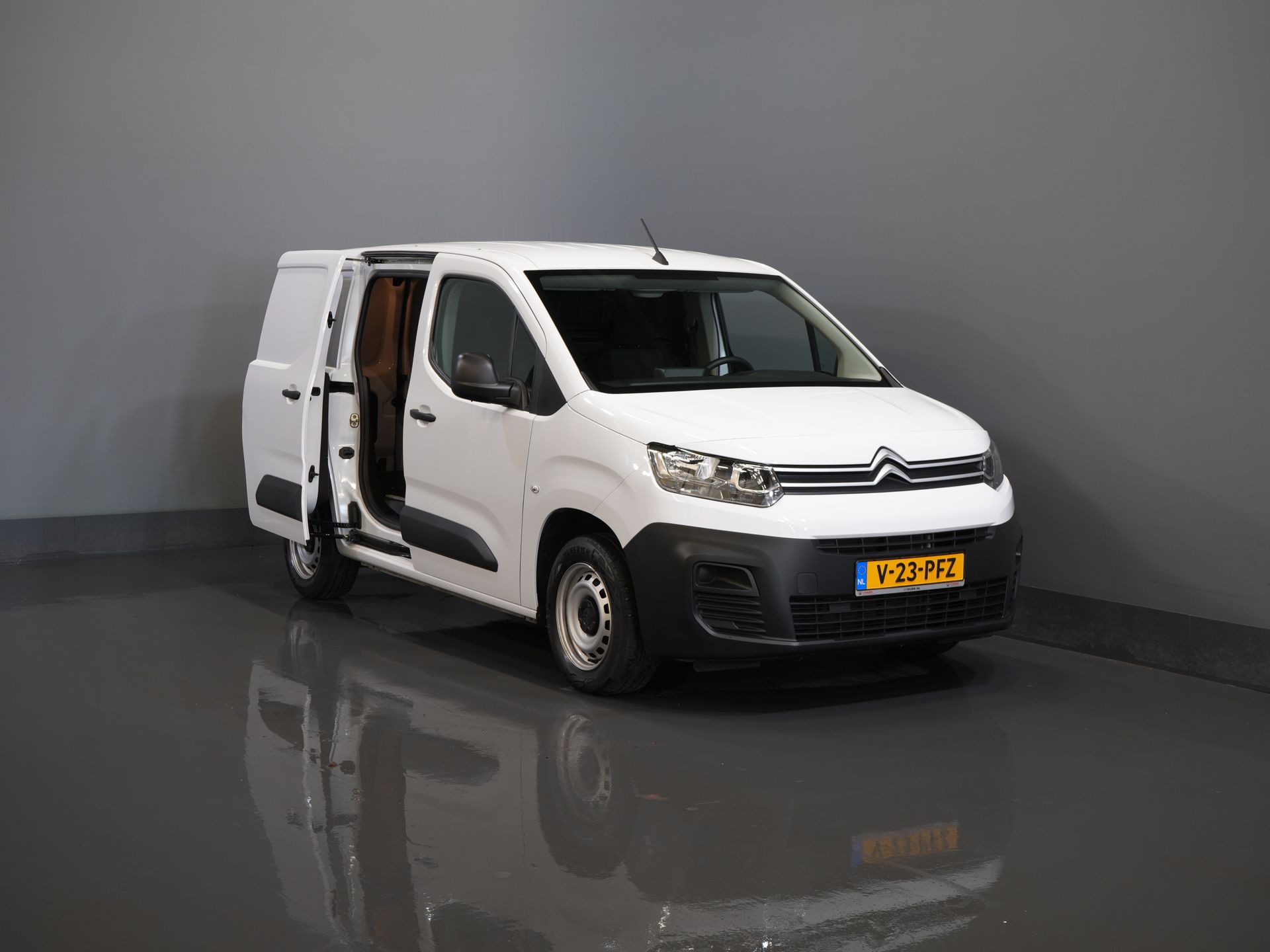 Citroën Berlingo Van 1.2 PureTech 110 к.с. BENZINE Airco/ Cruise/ DAB