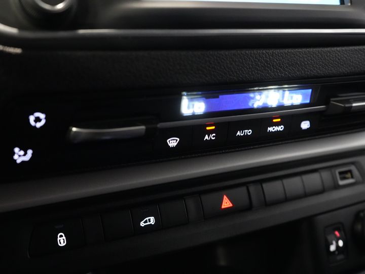 Fiat Scudo Van 2.0 MJ 145 CP Aut. L3 BPM GRATUIT! Adapt.Cruise/ 2xUși glisante/ Încălzire stand/ Încălzire scaune/ Climă/ Carplay/ Keyless/ Cameră/ PDC/ Nav