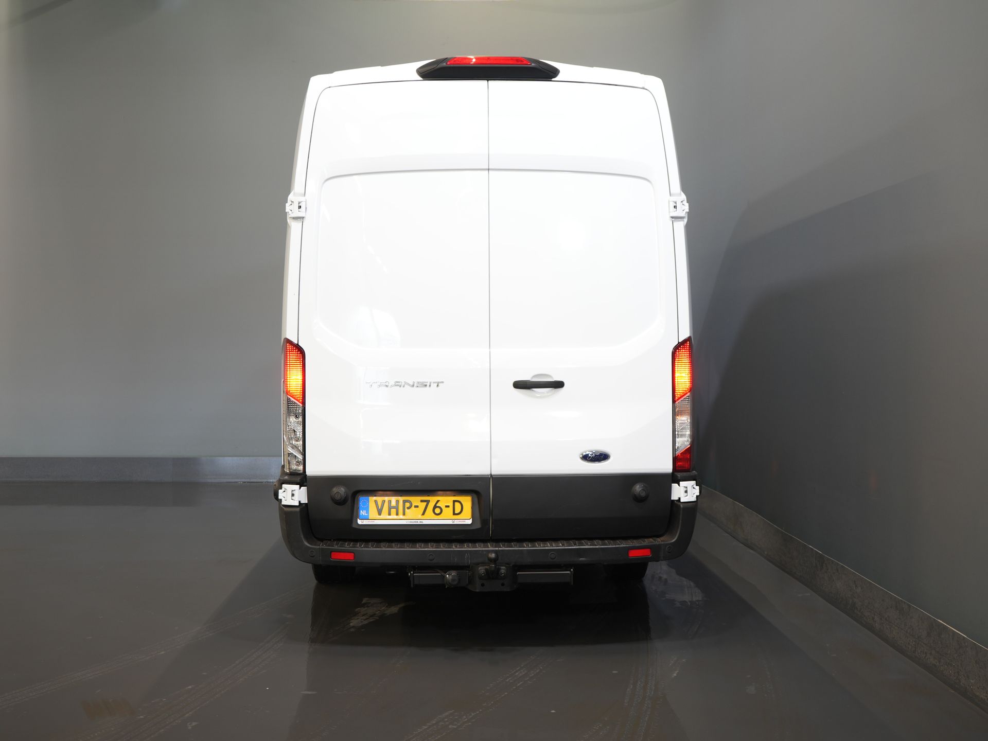 Ford Transit Van 2.0 TDCI 170 CP L4H3 Trend RWD Jumbo 270Gr.Doors/ Airco/ Cruise/ DAB/ PDC/ Towbar