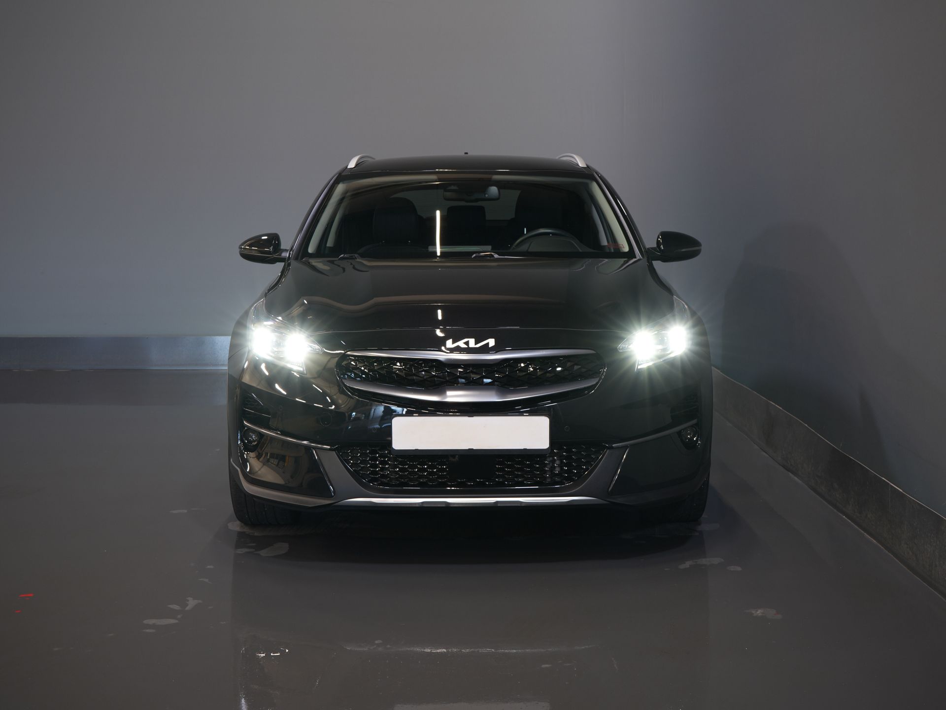 Kia Xceed SUV 1.6 GDi PHEV Executive Line Virtual Cockpit/ Pano/ Adapt.Cruise/ LED/ Skóra/ Elektryczna klapa/ Pamięć/ Nawigacja/ Carplay/ Podgrzewane fotele/ Kamera