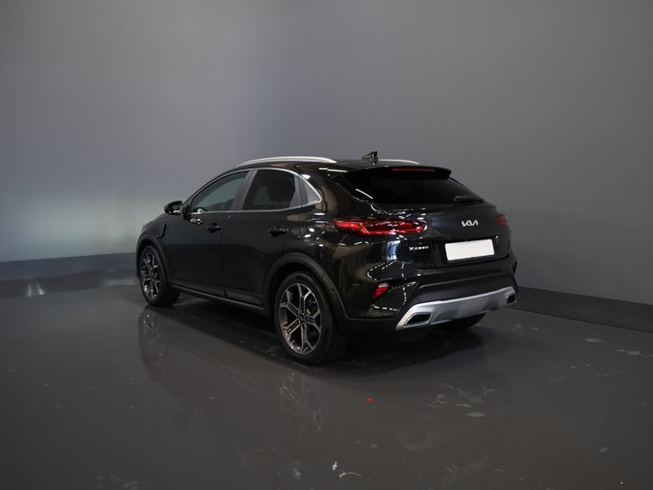 Kia Xceed SUV 1.6 GDi PHEV Executive Line Virtual Cockpit/ Pano/ Adapt.Cruise/ LED/ Skóra/ Elektryczna klapa/ Pamięć/ Nawigacja/ Carplay/ Podgrzewane fotele/ Kamera