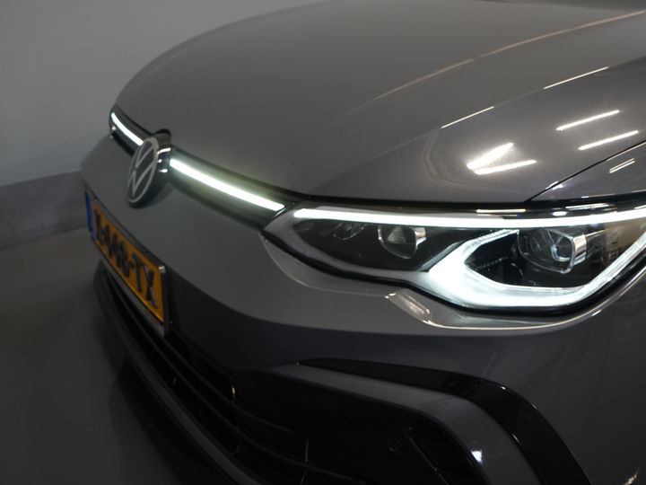 Volkswagen Golf Хетчбек 1.5 eTSI 150 к.с. R-Line (DEMO) NL Авто/ Панорамний/ Адапт.круїз/ Світлодіоди/ Black Pack/ Віртуальний кокпіт/ Кермо/ Carplay/ Seatverw./ Am