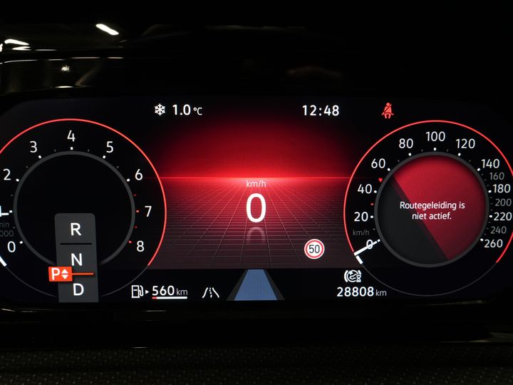 Volkswagen Golf Хетчбек 1.5 eTSI 150 к.с. R-Line (DEMO) NL Авто/ Панорамний/ Адапт.круїз/ Світлодіоди/ Black Pack/ Віртуальний кокпіт/ Кермо/ Carplay/ Seatverw./ Am