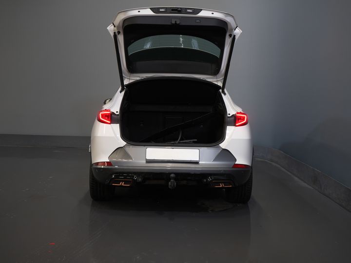 CUPRA Formentor SUV 1.4 e-Hybrid 245 pk VZ Performance Matrix/ Pano/ Adapt.Cruise/ Elek.Trekhaak/ Mem.Stoel/ Leder/ Navi/ Stoelverw./ Stuurverw./ Cl