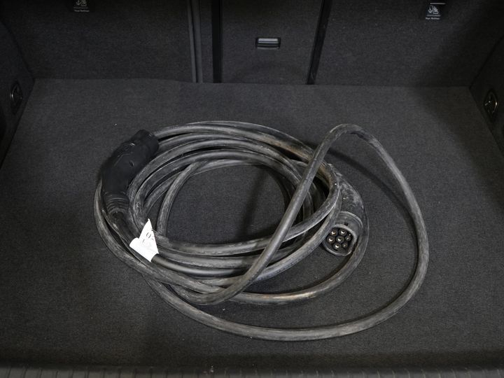 CUPRA Formentor SUV 1.4 e-Hybrid 245 pk VZ Performance Matrix/ Pano/ Adapt.Cruise/ Elek.Trekhaak/ Mem.Stoel/ Leder/ Navi/ Stoelverw./ Stuurverw./ Cl