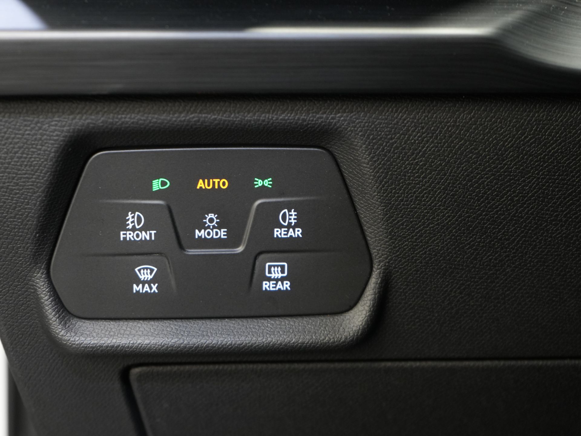 CUPRA Formentor SUV 1.4 e-Hybrid 245 pk VZ Performance Matrix/ Pano/ Adapt.Cruise/ Elek.Trekhaak/ Mem.Stoel/ Leder/ Navi/ Stoelverw./ Stuurverw./ Cl