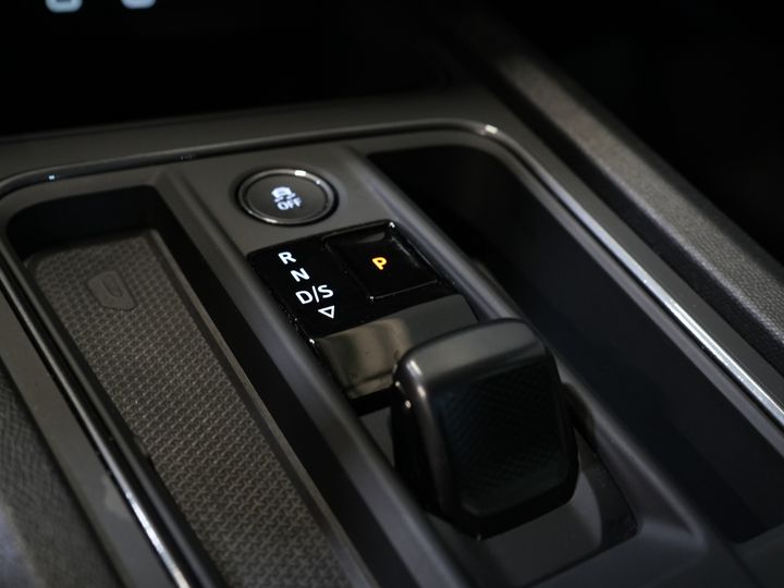 CUPRA Formentor SUV 1.4 e-Hybrid 245 pk VZ Performance Matrix/ Pano/ Adapt.Cruise/ Elek.Trekhaak/ Mem.Stoel/ Leder/ Navi/ Stoelverw./ Stuurverw./ Cl