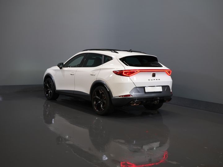 CUPRA Formentor SUV 1.4 e-Hybrid 245 pk VZ Performance Matrix/ Pano/ Adapt.Cruise/ Elek.Trekhaak/ Mem.Stoel/ Leder/ Navi/ Stoelverw./ Stuurverw./ Cl