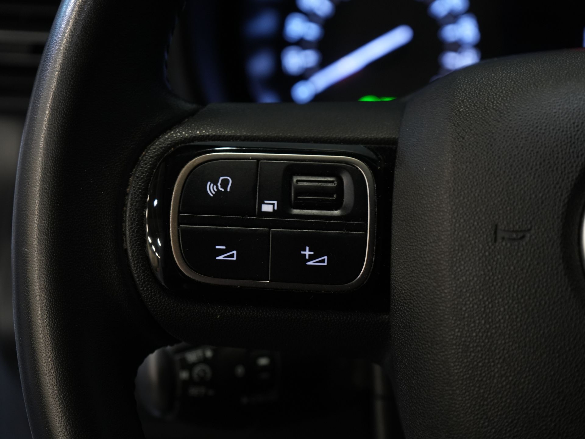 Fiat Doblò Van 1.5D 130 hp L2 Belt.V/ CarPlay/ Navi/ Kamera/ PDC/ LMV/ Cruise/ Airco