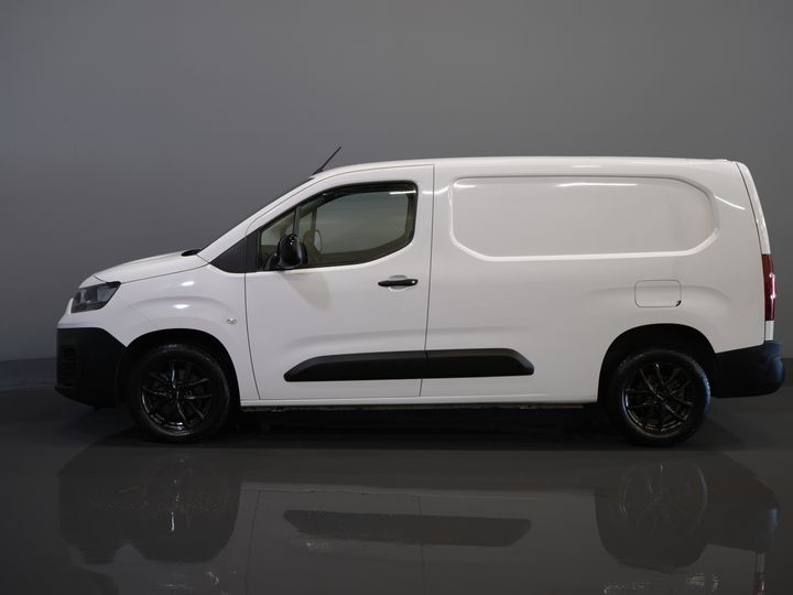 Fiat Doblò Van 1.5D 130 hp L2 Belt.V/ CarPlay/ Navi/ Kamera/ PDC/ LMV/ Cruise/ Airco