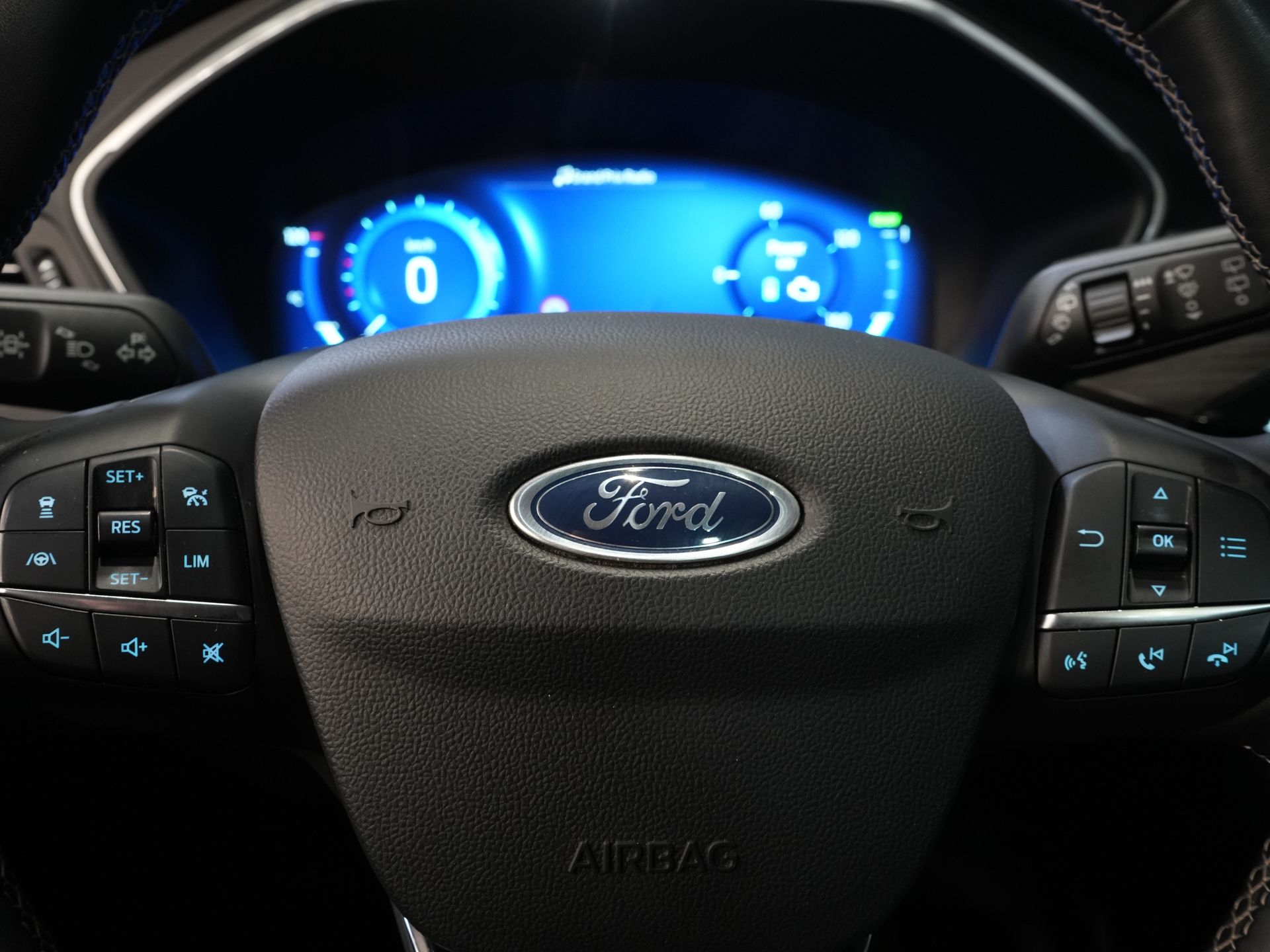 Ford Kuga SUV 2.5 PHEV 225 pk Vignale LED/ Pano/ Adapt.Cruise/ B&O/ Leder/ Elek.Klep/ Head-up/ Memory/ Stoelverw./ Stuurverw./ CarPlay/ 360 Ca