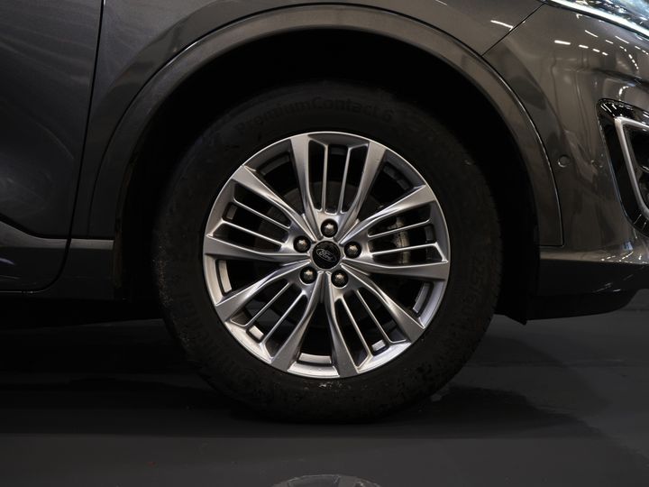 Ford Kuga SUV 2.5 PHEV 225 pk Vignale LED/ Pano/ Adapt.Cruise/ B&O/ Leder/ Elek.Klep/ Head-up/ Memory/ Stoelverw./ Stuurverw./ CarPlay/ 360 Ca