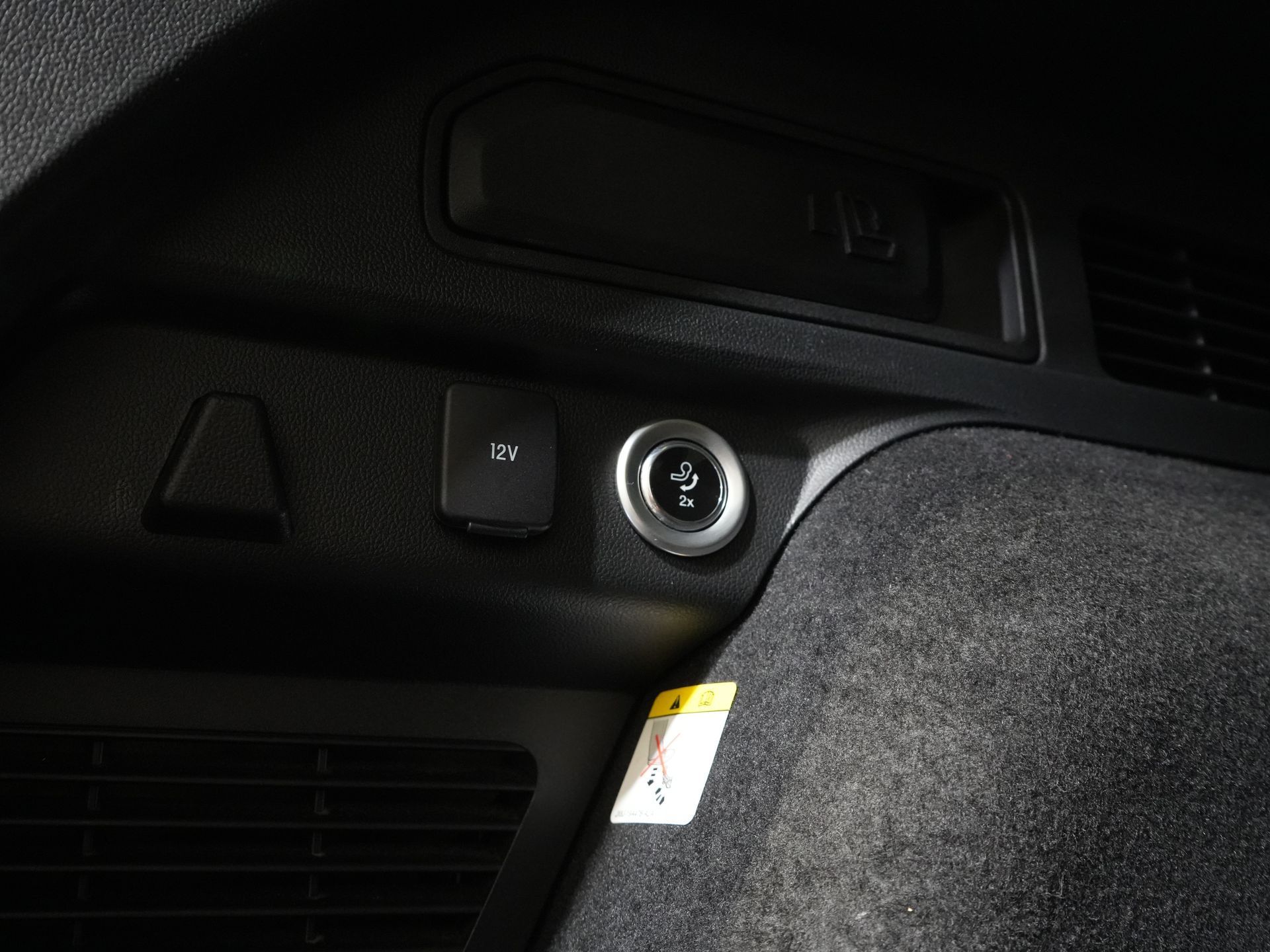 Ford Kuga SUV 2.5 PHEV 225 pk Vignale LED/ Pano/ Adapt.Cruise/ B&O/ Leder/ Elek.Klep/ Head-up/ Memory/ Stoelverw./ Stuurverw./ CarPlay/ 360 Ca