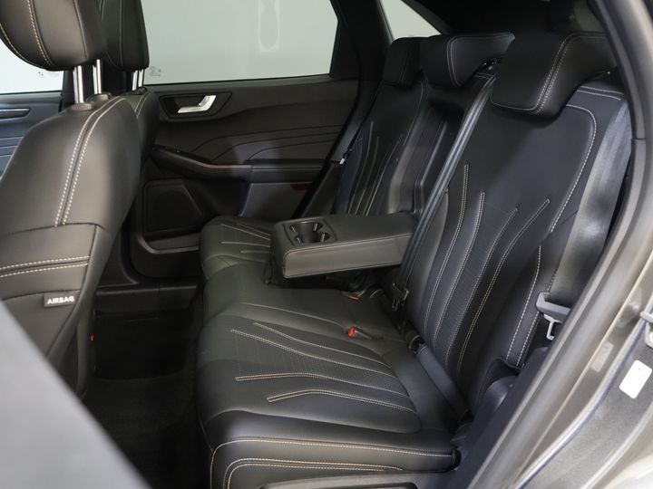 Ford Kuga SUV 2.5 PHEV 225 pk Vignale LED/ Pano/ Adapt.Cruise/ B&O/ Leder/ Elek.Klep/ Head-up/ Memory/ Stoelverw./ Stuurverw./ CarPlay/ 360 Ca