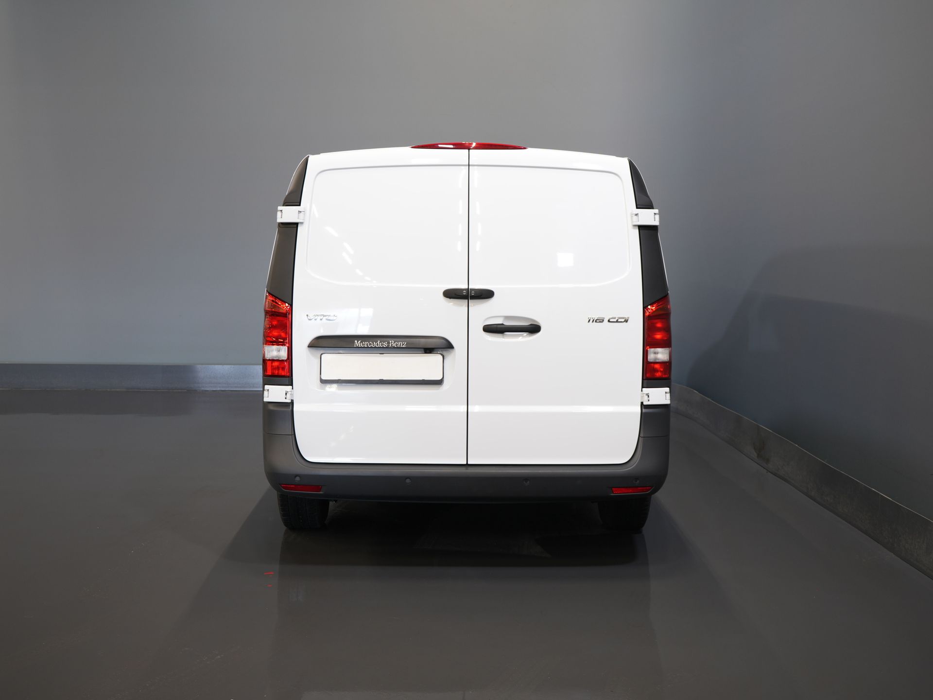 Mercedes-Benz Vito Van 116 CDI Aut. L2 BPM FREE! Carplay/ Seatverw./ 270Gr. Doors/ Cruise/ Airco/ Navi/ Camera/ PDC