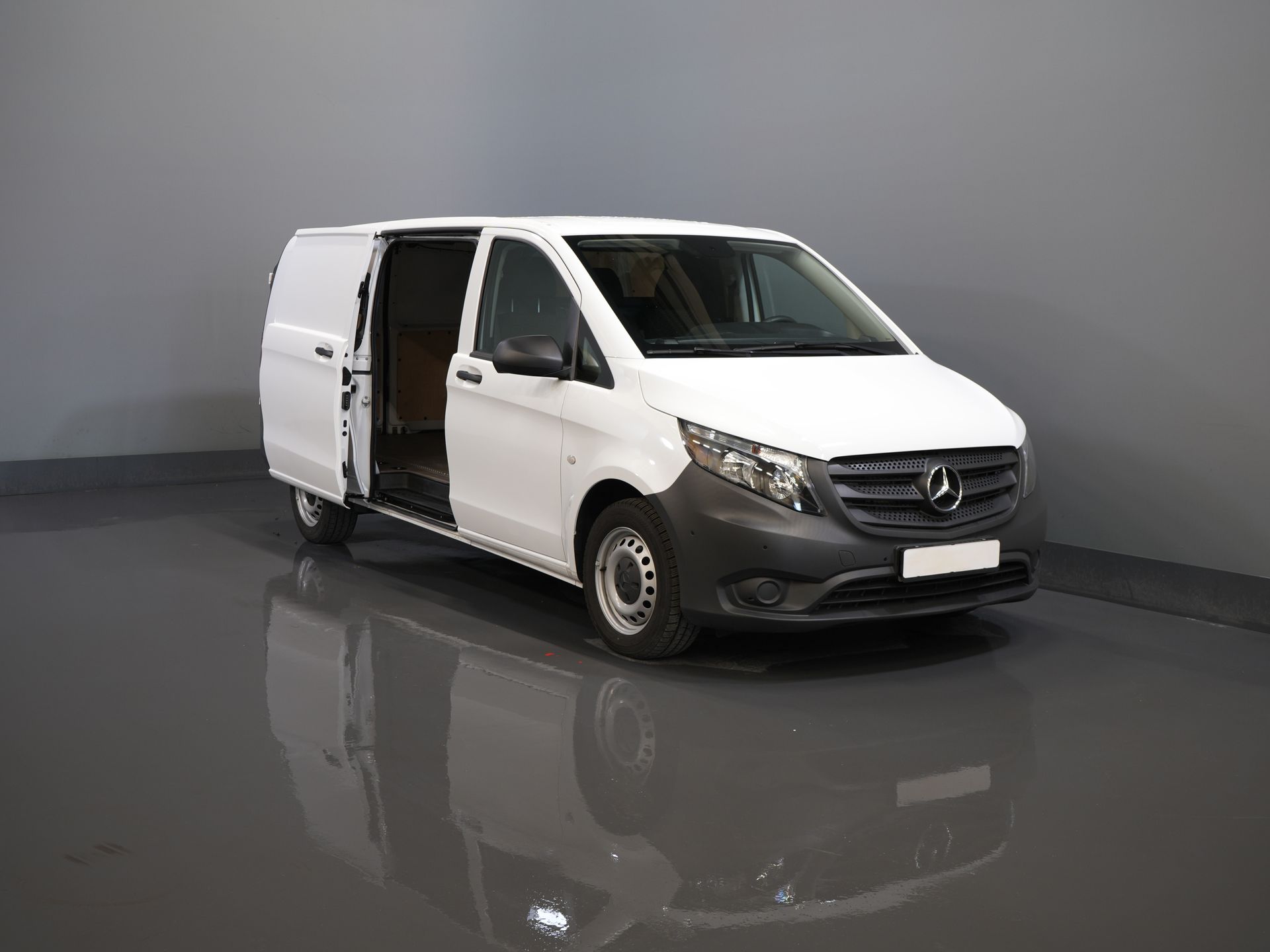 Mercedes-Benz Vito Van 116 CDI Aut. L2 BPM FREE! Carplay/ Seatverw./ 270Gr. Doors/ Cruise/ Airco/ Navi/ Camera/ PDC