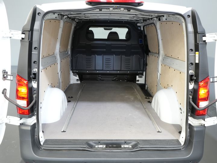 Mercedes-Benz Vito Van 116 CDI Aut. L2 BPM FREE! Carplay/ Seatverw./ 270Gr. Doors/ Cruise/ Airco/ Navi/ Camera/ PDC