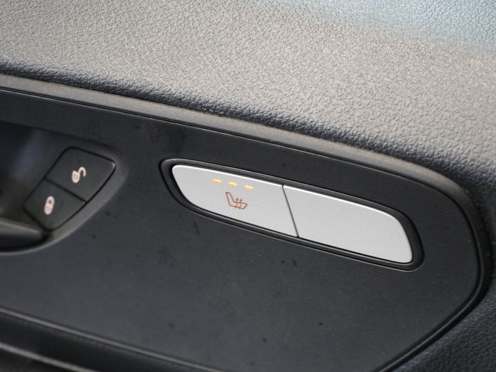 Mercedes-Benz Vito Van 116 CDI Aut. L2 BPM FREE! Carplay/ Seatverw./ 270Gr. Doors/ Cruise/ Airco/ Navi/ Camera/ PDC
